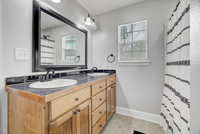 590 Highland Drive, Beaumont, TX 77705