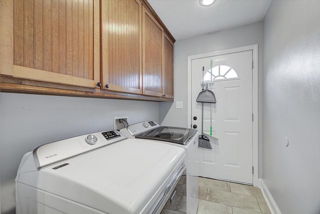 590 Highland Drive, Beaumont, TX 77705