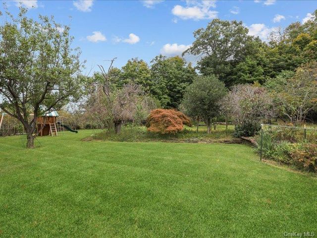 122 Cherry Hill Road, Carmel, NY 10512