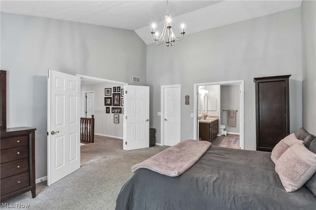 705 Lake Trail, Aurora, OH 44202