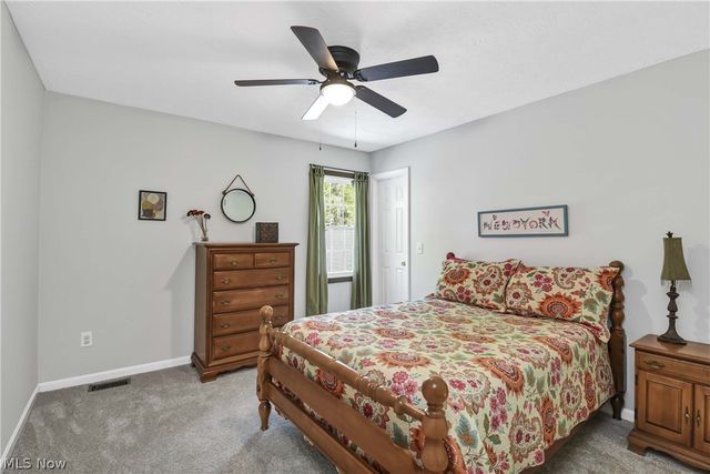 705 Lake Trail, Aurora, OH 44202