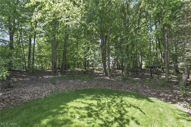705 Lake Trail, Aurora, OH 44202