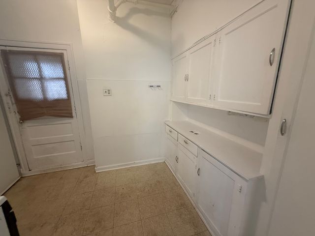 3258 Maple Avenue BH, Berwyn, IL 60402