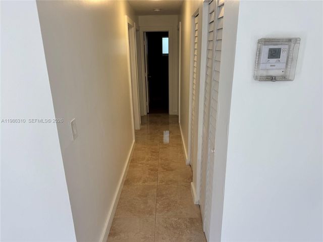 1781 NW 16th St, Miami, FL 33125