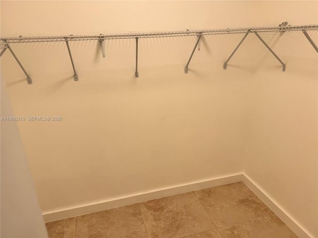 1781 NW 16th St, Miami, FL 33125