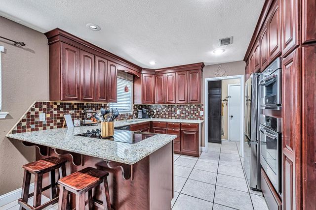 3814 W Kansas, Midland, TX 79703