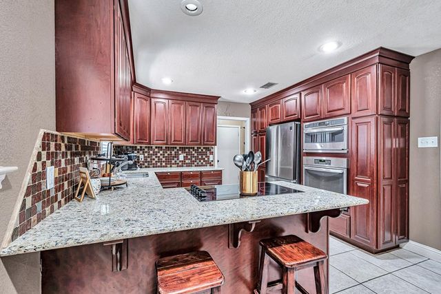 3814 W Kansas, Midland, TX 79703