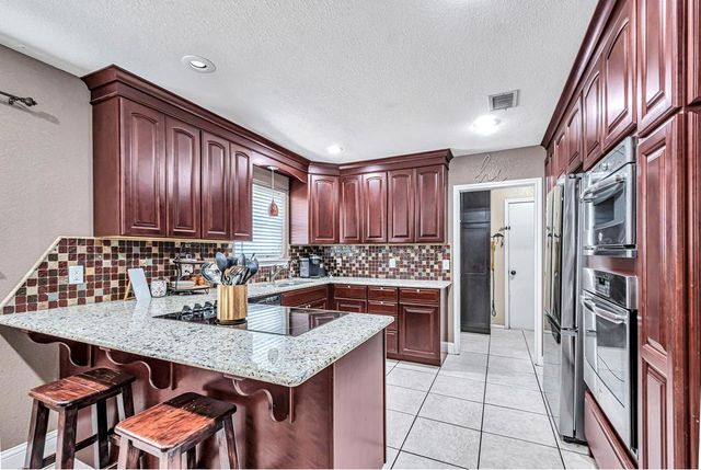 3814 W Kansas, Midland, TX 79703