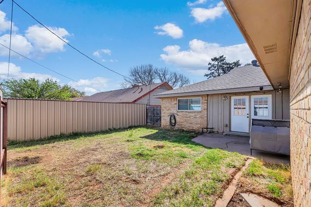 3814 W Kansas, Midland, TX 79703
