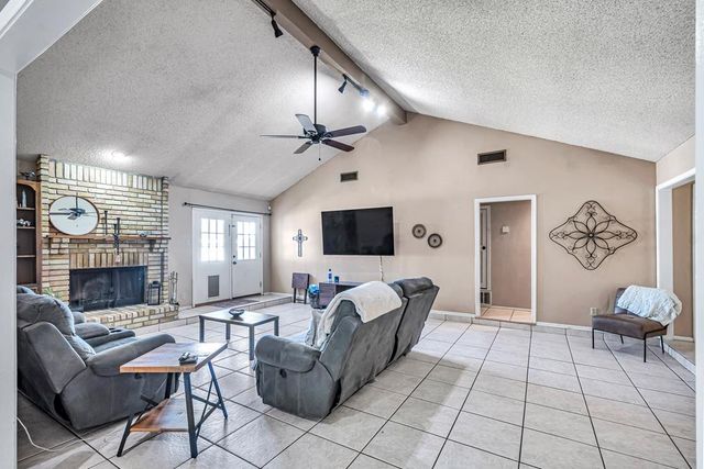 3814 W Kansas, Midland, TX 79703