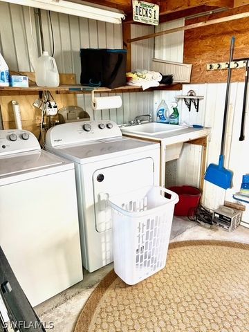 17600 Peppard DR, Fort Myers Beach, FL 33931