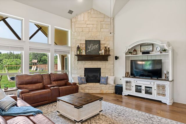 4001 Rancho Milagro Drive, Fort Worth, TX 76179