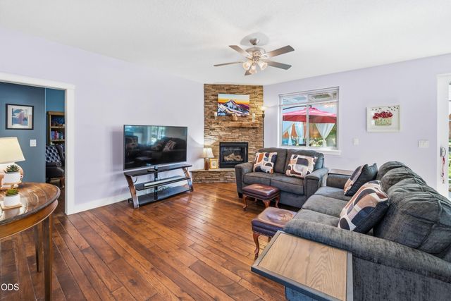 61316 Brianne Place, Bend, OR 97702