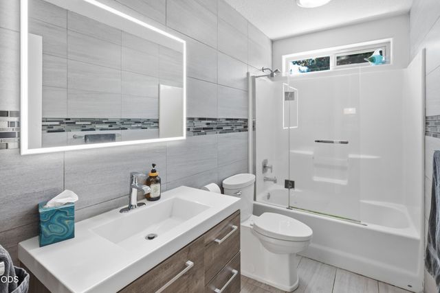 61316 Brianne Place, Bend, OR 97702