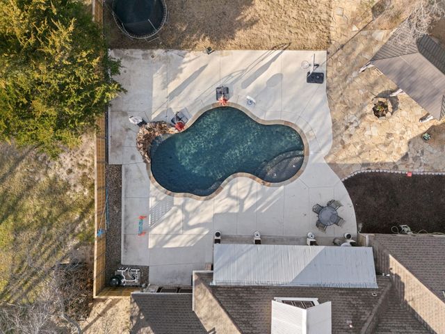 7880 County Road 542, Nevada, TX 75173