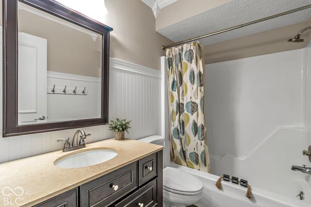 200 Wintergreen Drive, Noblesville, IN 46062