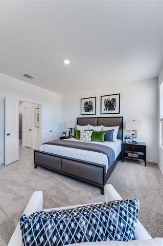8015 Jade Crest Drive, Angleton, TX 77515