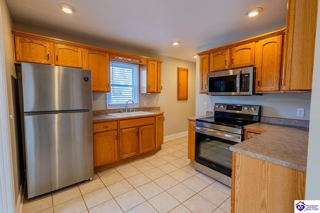 6628 New Glendale Road, Elizabethtown, KY 42740