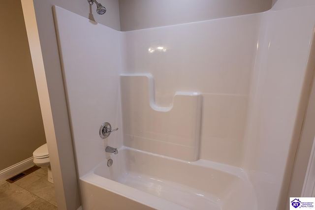 6628 New Glendale Road, Elizabethtown, KY 42740