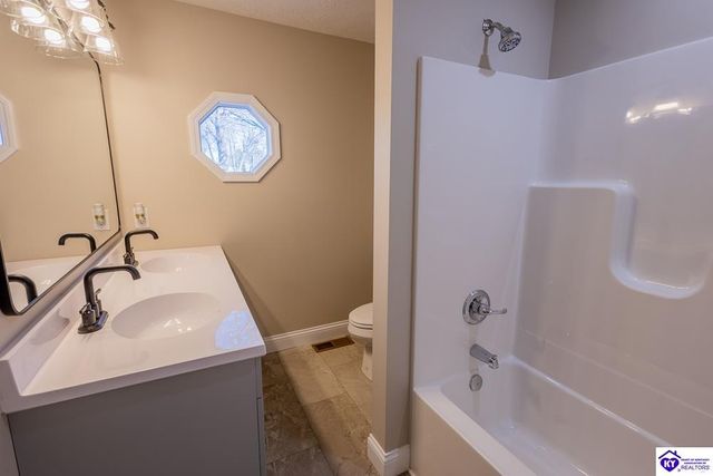 6628 New Glendale Road, Elizabethtown, KY 42740