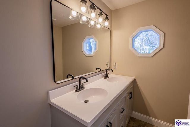 6628 New Glendale Road, Elizabethtown, KY 42740