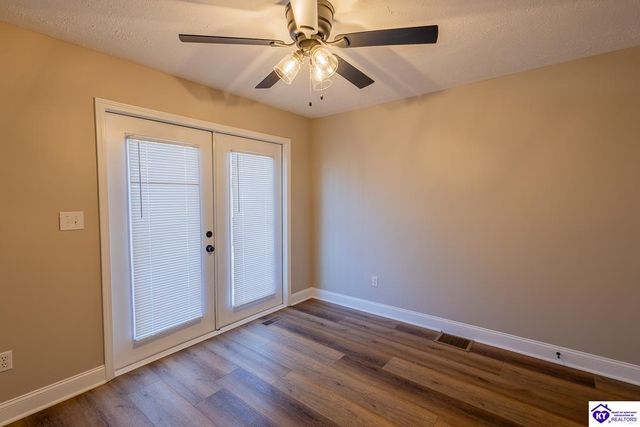 6628 New Glendale Road, Elizabethtown, KY 42740