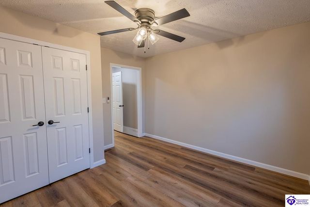 6628 New Glendale Road, Elizabethtown, KY 42740