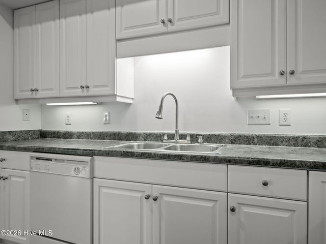 200 Lighthouse Lane A1, Swansboro, NC 28584