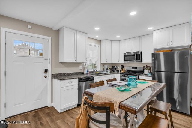 121 Lincoln Avenue, Seaside Heights, NJ 08751