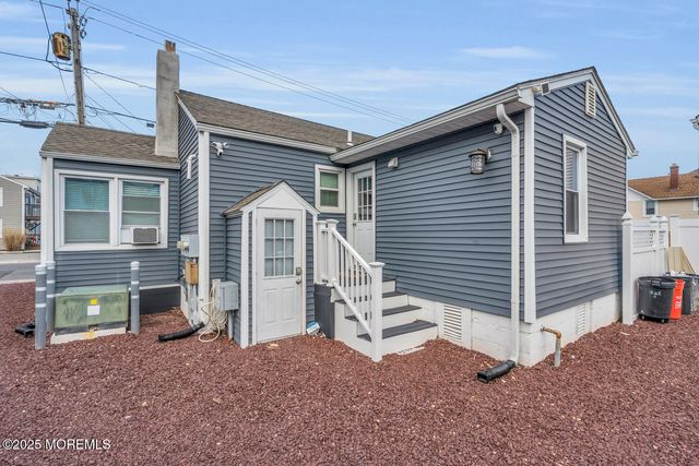 121 Lincoln Avenue, Seaside Heights, NJ 08751