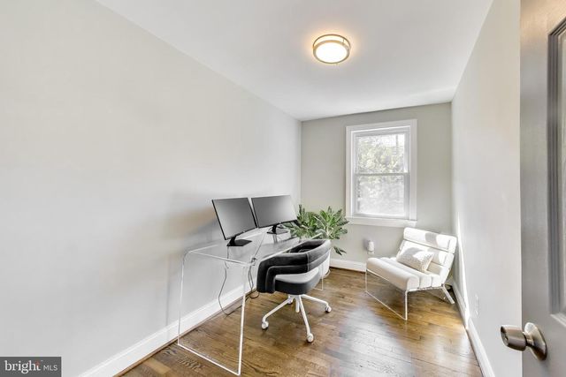 4609 HILLSIDE RD SE, Washington, DC 20019