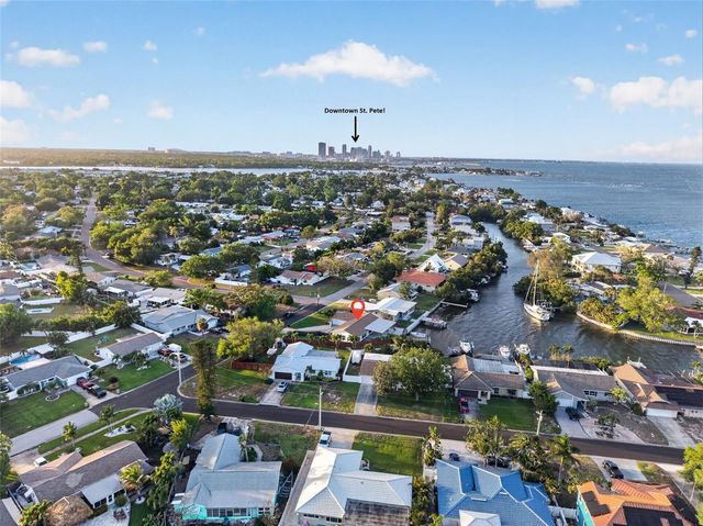 4200 BEACH DRIVE SE, St Petersburg, FL 33705