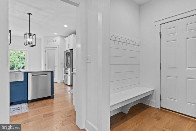 9 BRAXTON ROAD, Mechanicsburg, PA 17050