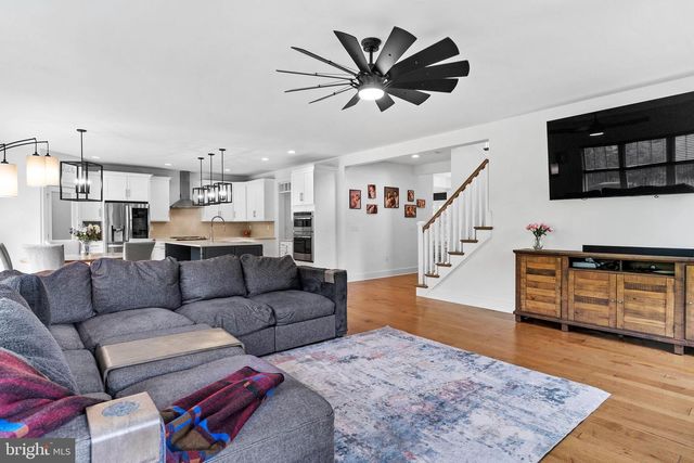 9 BRAXTON ROAD, Mechanicsburg, PA 17050
