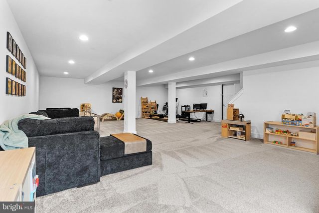 9 BRAXTON ROAD, Mechanicsburg, PA 17050