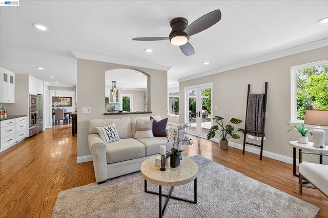 5218 Ridgevale Way, Pleasanton, CA 94566