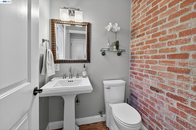 5218 Ridgevale Way, Pleasanton, CA 94566