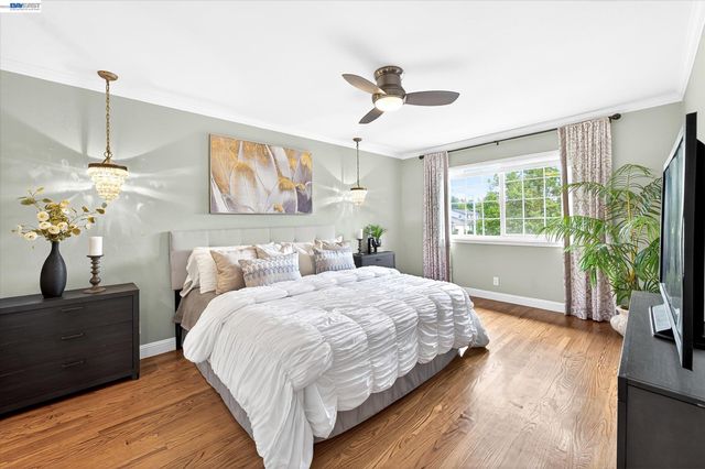 5218 Ridgevale Way, Pleasanton, CA 94566