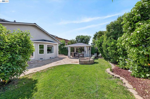 5218 Ridgevale Way, Pleasanton, CA 94566