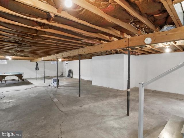 100 FAWN LN, Keyser, WV 26726