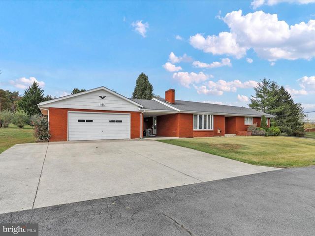 100 FAWN LN, Keyser, WV 26726