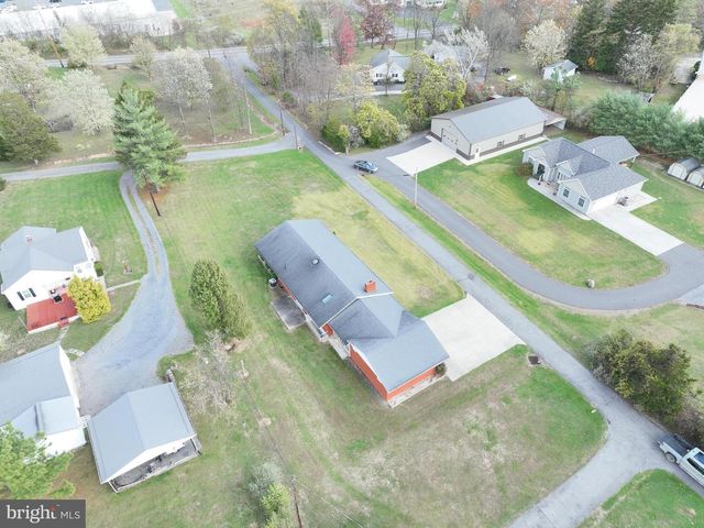 100 FAWN LN, Keyser, WV 26726