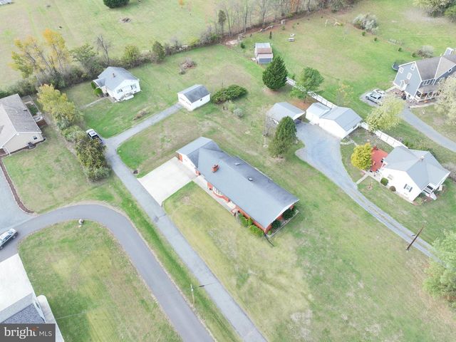 100 FAWN LN, Keyser, WV 26726