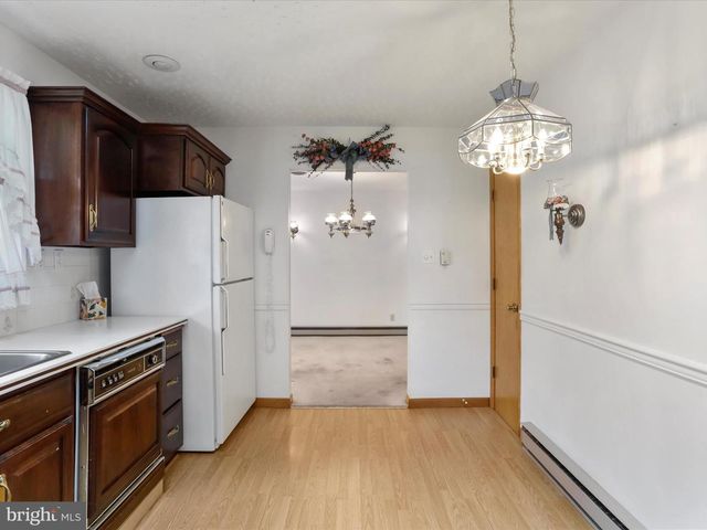 100 FAWN LN, Keyser, WV 26726