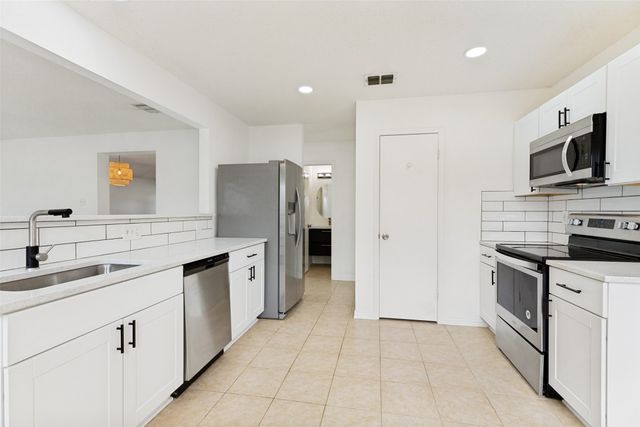 4277 Estes Park Circle, Haltom City, TX 76137