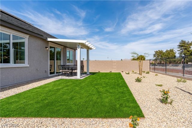 2583 Regency Cove Court, Las Vegas, NV 89121