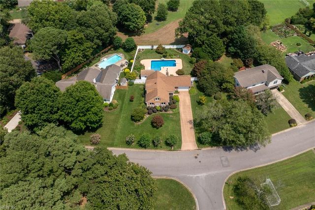 1356 Baycliff DR, Virginia Beach, VA 23454