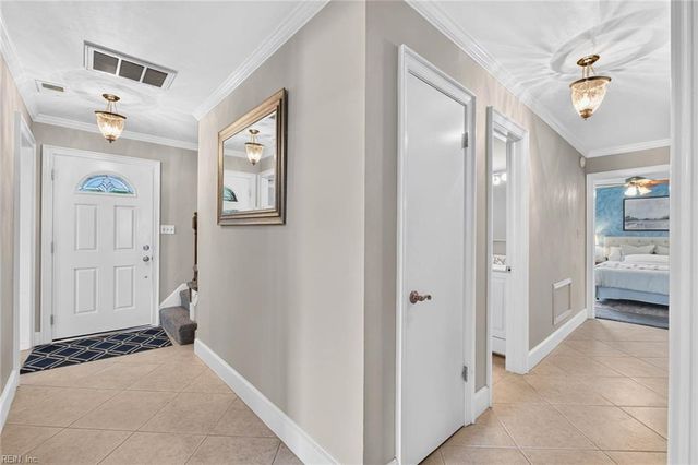 1356 Baycliff DR, Virginia Beach, VA 23454