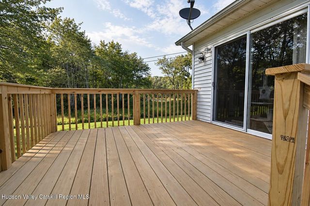89 Quannacut Road, Pine Bush, NY 12566