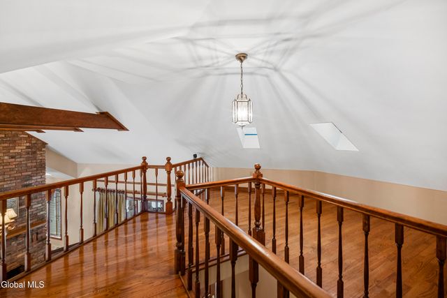 16 Innisbrook Drive, Clifton Park, NY 12065